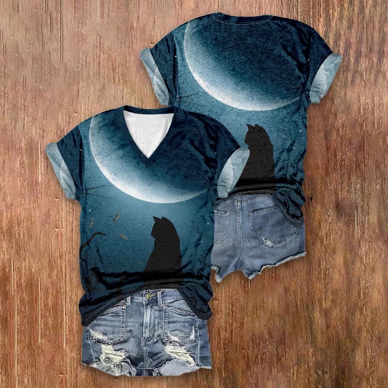 The Black Cat Watching Dragonfly Print V-neck T-shirt - image 2