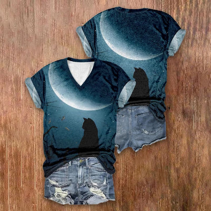 The Black Cat Watching Dragonfly Print V-neck T-shirt - image 2