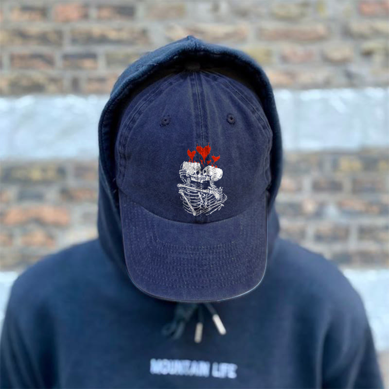 Kissing Skull Print Washed Cap - Navy Blue - one size - image 1