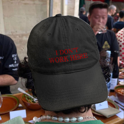 I Don't Work Here Print Washed Cap - Black - One size - image 2